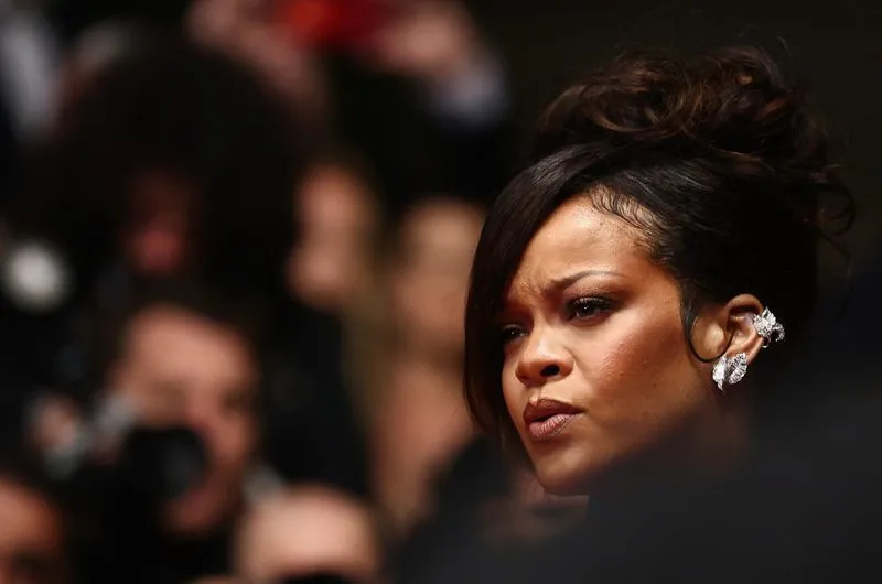 A trajetória de Ivanna Ortiz: da vida religiosa ao ataque contra Rihanna